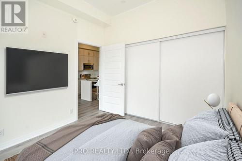 #614 -128 Grovewood Common, Oakville, ON - Indoor Photo Showing Bedroom