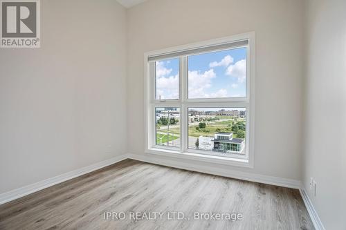 #614 -128 Grovewood Common, Oakville, ON - Indoor Photo Showing Other Room