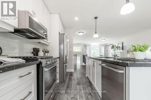 1 Timberland Crescent, Wasaga Beach, ON - Indoor Photo Showing Kitchen With Stainless Steel Kitchen With Upgraded Kitchen