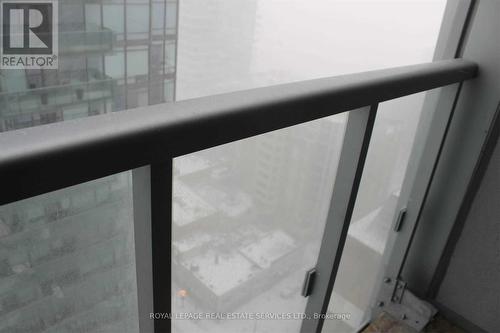 #2007 -1 Yorkville Ave, Toronto, ON -  Photo Showing Other Room