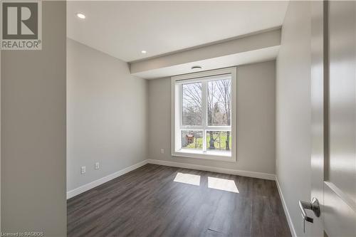 1723 8Th Avenue E Unit# 306, Owen Sound, ON - Indoor Photo Showing Other Room
