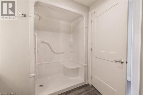1723 8Th Avenue E Unit# 306, Owen Sound, ON - Indoor Photo Showing Bathroom