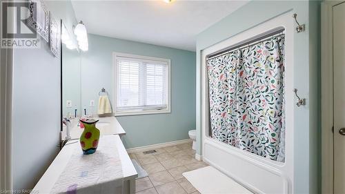 1 of 2 full baths - 838 23Rd Street E, Owen Sound, ON - Indoor