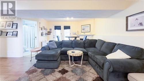 So much room! - 838 23Rd Street E, Owen Sound, ON - Indoor Photo Showing Living Room