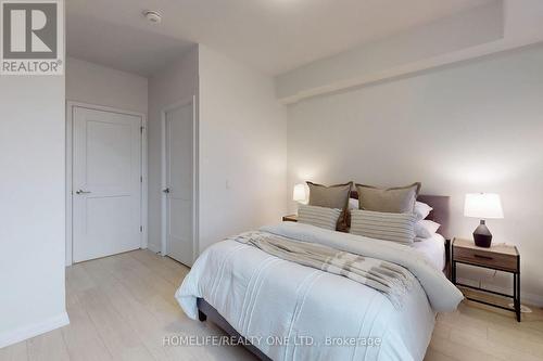 #Th#31 -1050 Portage Pkwy, Vaughan, ON - Indoor Photo Showing Bedroom