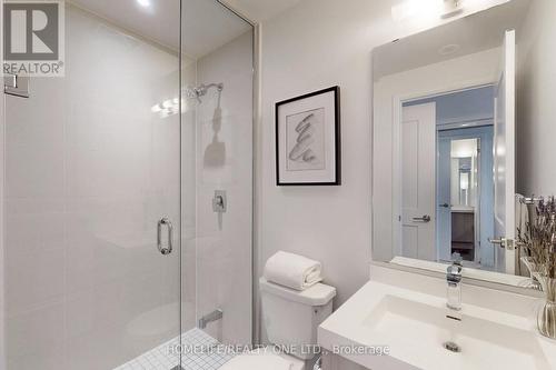 #Th#31 -1050 Portage Pkwy, Vaughan, ON - Indoor Photo Showing Bathroom