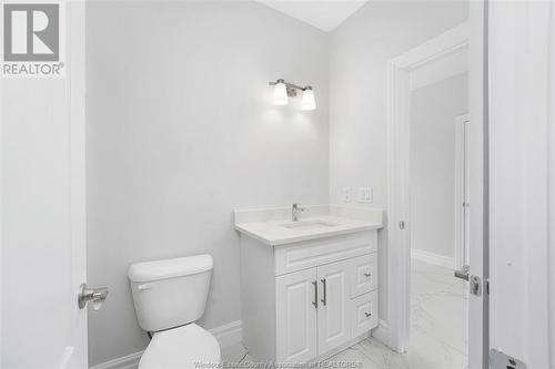 134 Tuscany Trail, Chatham, ON - Indoor Photo Showing Bathroom