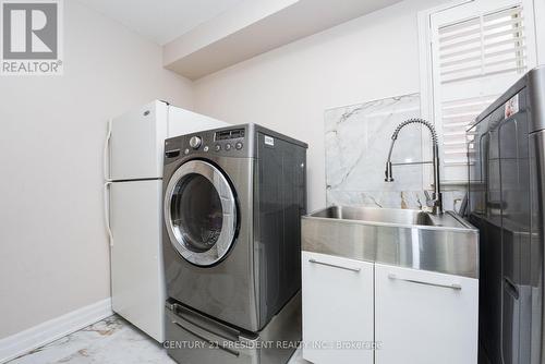 96 Sal Circ, Brampton, ON - Indoor Photo Showing Laundry Room