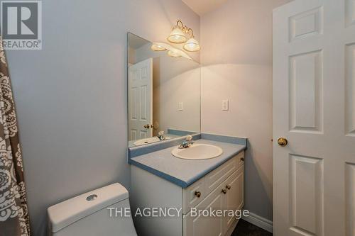 25 Brian Drive, Brant, ON - Indoor Photo Showing Bathroom