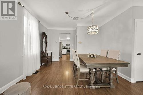 403 Mud St E, Hamilton, ON - Indoor Photo Showing Dining Room