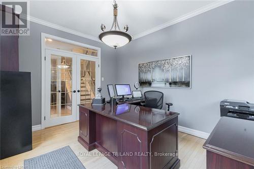 31 Bayside Court, London, ON - Indoor Photo Showing Office