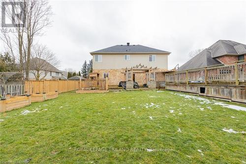 31 Bayside Court, London, ON - Outdoor With Backyard