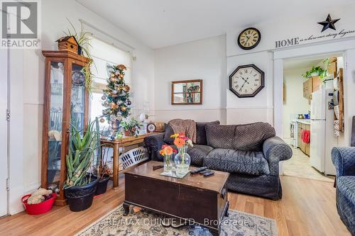 140 William Street, Belleville, ON - Indoor Photo Showing Living Room