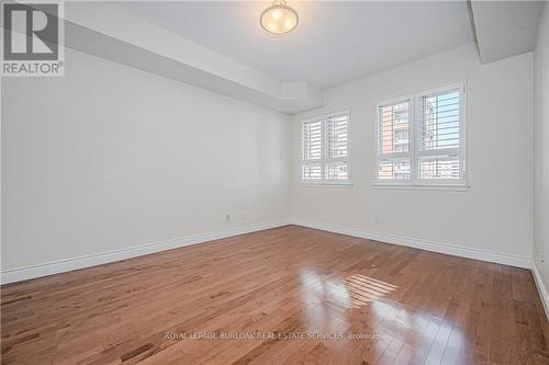 611 - 399 Elizabeth Street E, Burlington (Brant), ON - Indoor Photo Showing Dining Room