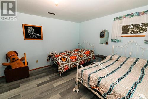 746 Alberta Avenue, Kerrobert, SK - Indoor Photo Showing Bedroom