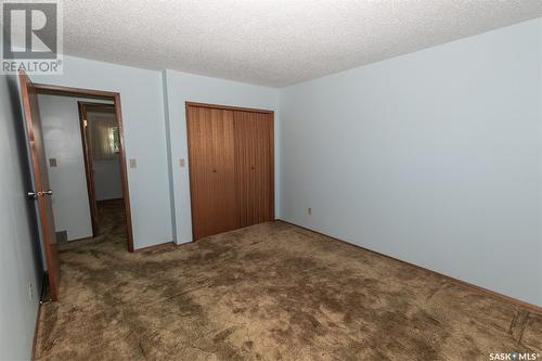 746 Alberta Avenue, Kerrobert, SK - Indoor Photo Showing Other Room