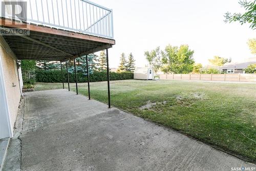 746 Alberta Avenue, Kerrobert, SK - Outdoor