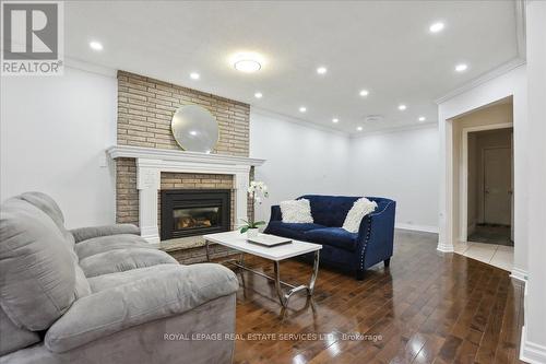 22 Daffodil Cres, Hamilton, ON - Indoor Photo Showing Living Room With Fireplace