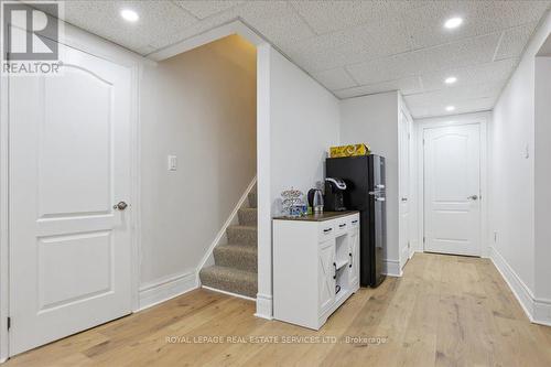 22 Daffodil Cres, Hamilton, ON - Indoor Photo Showing Other Room