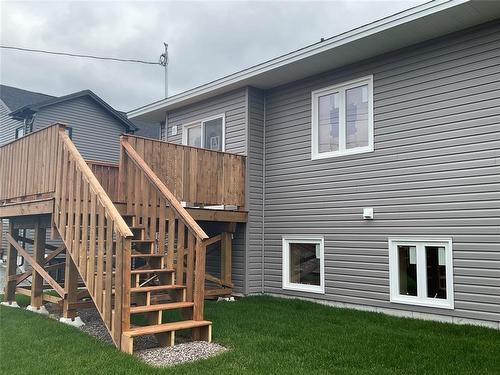 27 Quantum Drive, Paradise, NL 