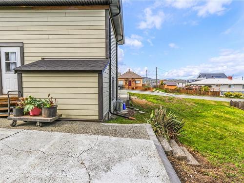 4683 North Cres, Port Alberni, BC - Outdoor With Exterior