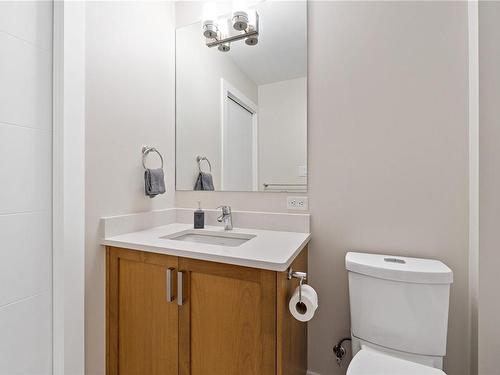404-91 Chapel St, Nanaimo, BC - Indoor Photo Showing Bathroom