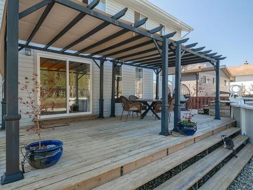 3101 Mcnaughton Ave, Port Alberni, BC - Outdoor With Deck Patio Veranda