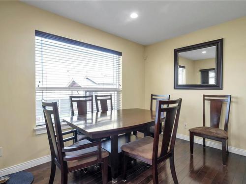 154 Vermont Dr, Campbell River, BC - Indoor Photo Showing Dining Room