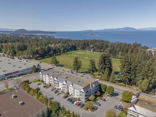 203-6715 Dover Rd, Nanaimo, BC - Outdoor With View