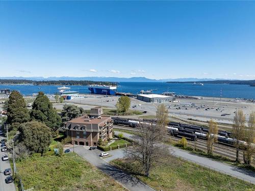 403-104 Esplanade St, Nanaimo, BC - Outdoor With Body Of Water With View
