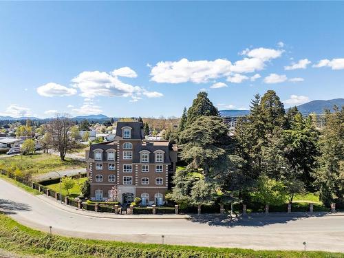 403-104 Esplanade St, Nanaimo, BC - Outdoor With View