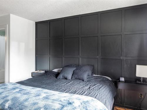 3423 Hilton Rd, Duncan, BC - Indoor Photo Showing Bedroom
