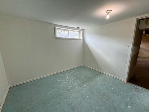 2540 Quilchena Ave, Merritt, BC - Indoor Photo Showing Other Room