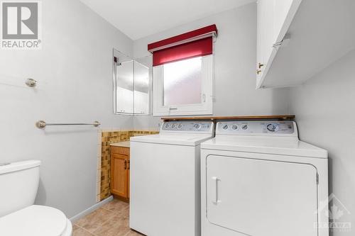 579 Duff Crescent, Ottawa, ON - Indoor Photo Showing Laundry Room