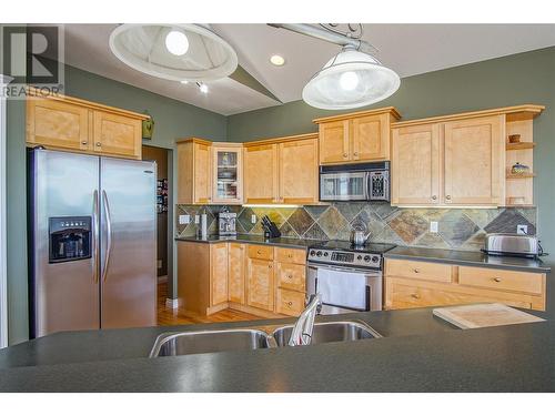 9313 Orchard Ridge Drive, Coldstream, BC - Indoor Photo Showing Kitchen With Double Sink