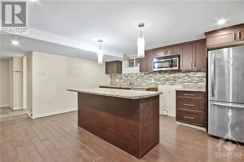 1844 River Road, Ottawa, ON - Indoor Photo Showing Kitchen With Upgraded Kitchen