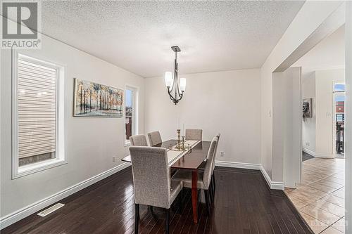 2149 Saturn Crescent, Orleans, ON - Indoor Photo Showing Dining Room