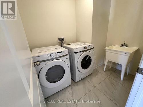 380 Leanne Lane, Shelburne, ON - Indoor Photo Showing Laundry Room