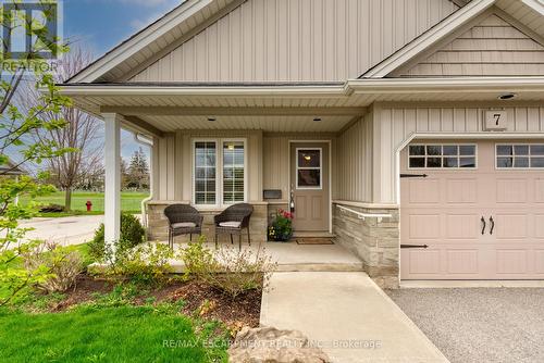 7 Sunnydale Court, West Lincoln, ON - Outdoor