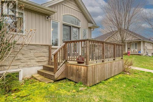 7 Sunnydale Court, West Lincoln, ON - Outdoor