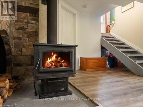3485 Snider Rd, Port Colborne, ON - Indoor With Fireplace