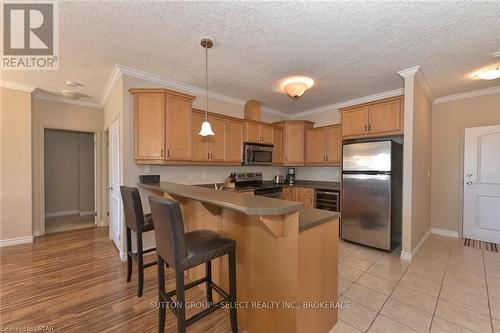 #305 -435 Colborne St, London, ON - Indoor Photo Showing Kitchen With Stainless Steel Kitchen