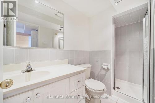 5 Hester Crt, Markham, ON - Indoor Photo Showing Bathroom