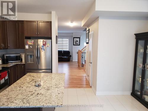 2058 Donald Cousens Parkway, Markham, ON - Indoor Photo Showing Kitchen