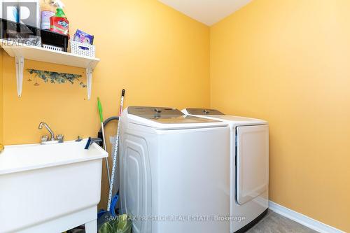 67 Roundstone Dr, Brampton, ON - Indoor Photo Showing Laundry Room