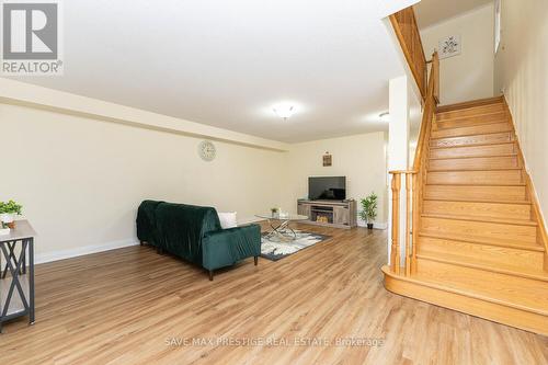 67 Roundstone Dr, Brampton, ON - Indoor Photo Showing Other Room
