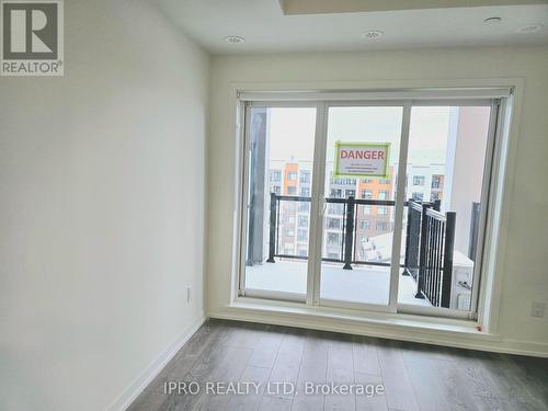 604 - 135 Canon Jackson Drive, Toronto, ON - Indoor Photo Showing Other Room