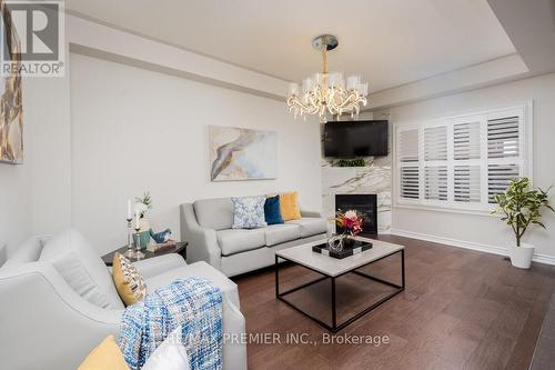 118 Footbridge Crescent, Brampton, ON - Indoor Photo Showing Living Room With Fireplace