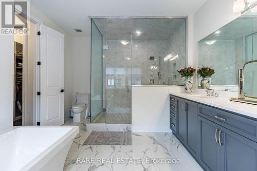 2434 Irene Cres, Oakville, ON - Indoor Photo Showing Bathroom