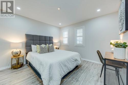 183 Featherstone Rd, Milton, ON - Indoor Photo Showing Bedroom